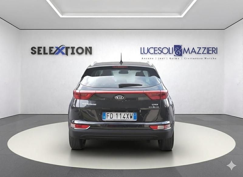 Second-hand Kia Sportage 116 CP (85 kW) 2016 Negru SUV