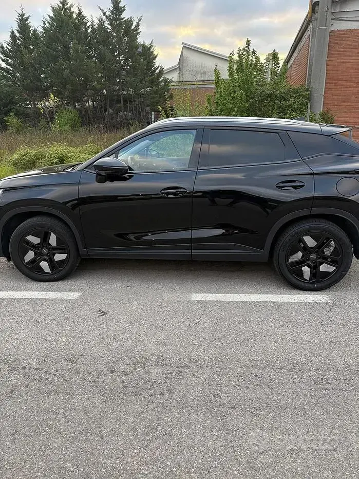 Usata Omoda 5 147 CV (108 kW) 2024 Nero SUV