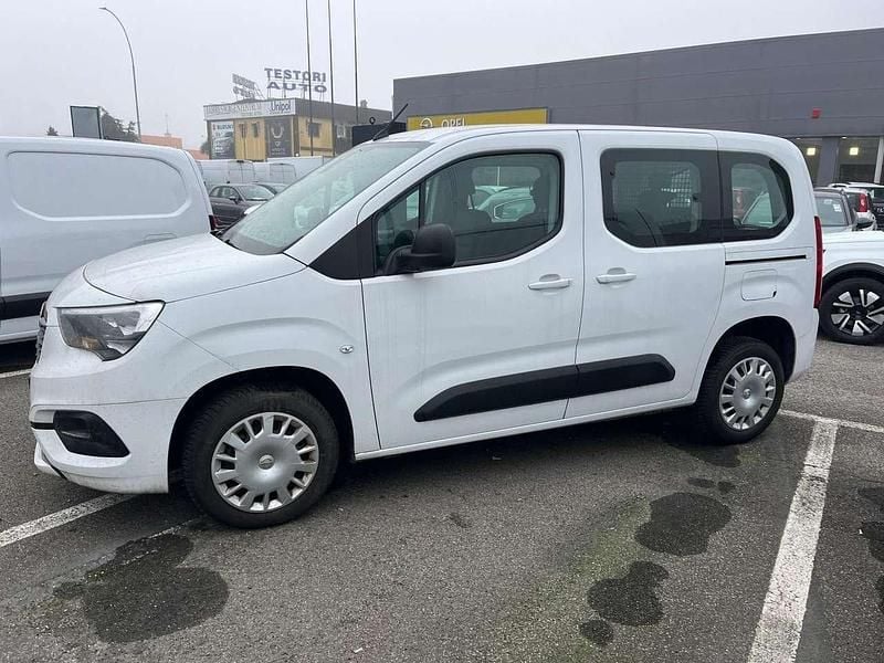Usata Opel Combo Edition+ 102 CV (75 kW) 2023 Bianco Furgone