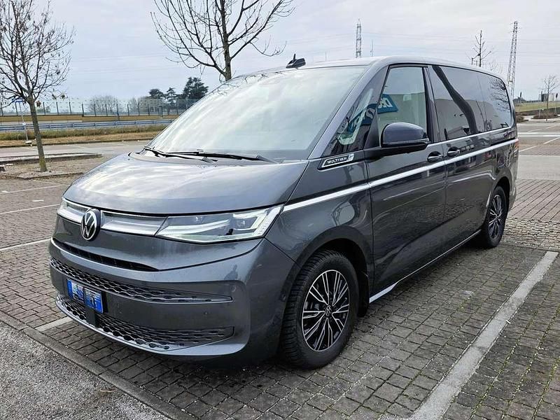 Begagnad VW T7 150 HK (110 kW) 2024 Grå Van