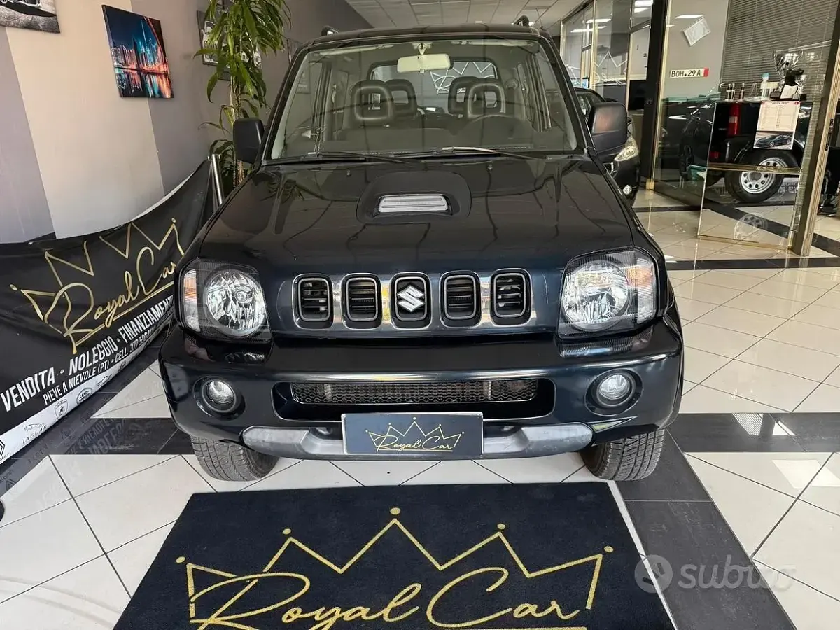 Usata Suzuki Jimny 65 CV (47 kW) 2005 Nero SUV