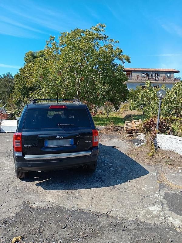 Usata Jeep Patriot 174 CV (127 kW) 2011 Blu SUV