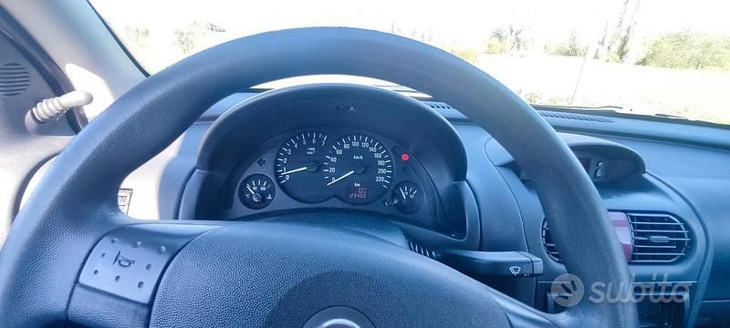 Usata Opel Corsa 2006 Grigio Utilitaria