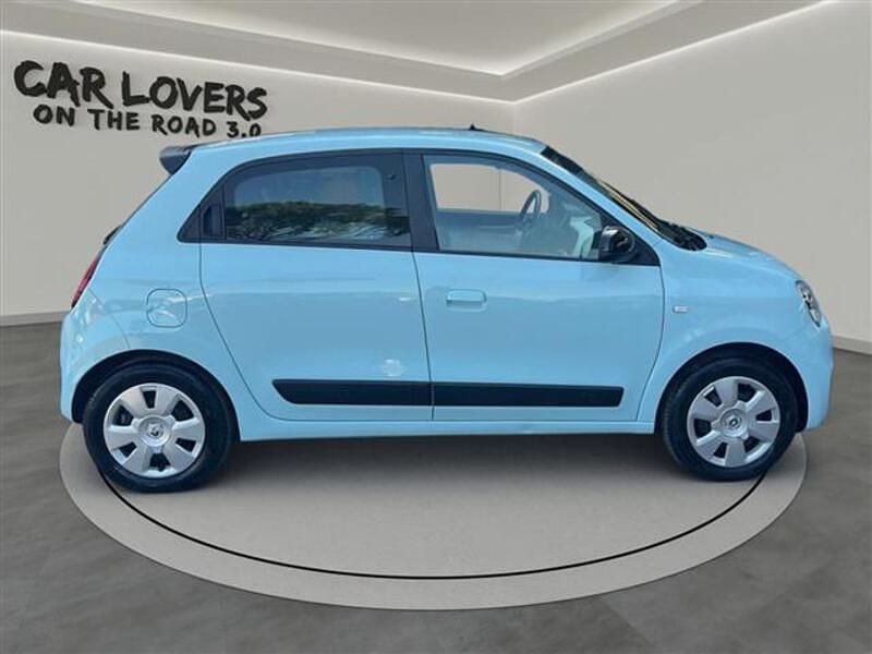 Usata Renault Twingo Equilibre 65 CV (47 kW) 2023 Rpp blue shopping Utilitaria