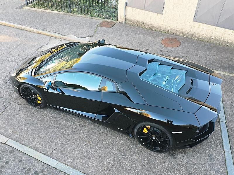 Usata Lamborghini Aventador 700 CV (514 kW) 2012 Nero aldebaran  0051 Coupé