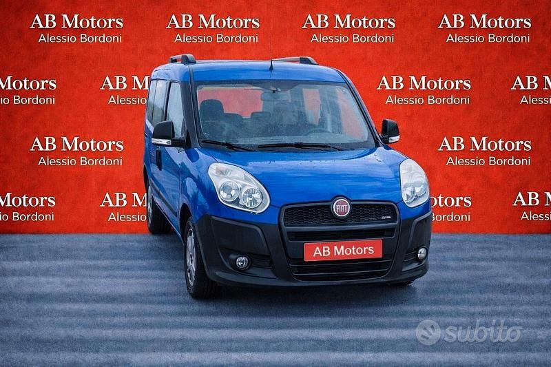 Usata Fiat Doblò Pop 105 CV (77 kW) 2014 Blu Monovolume