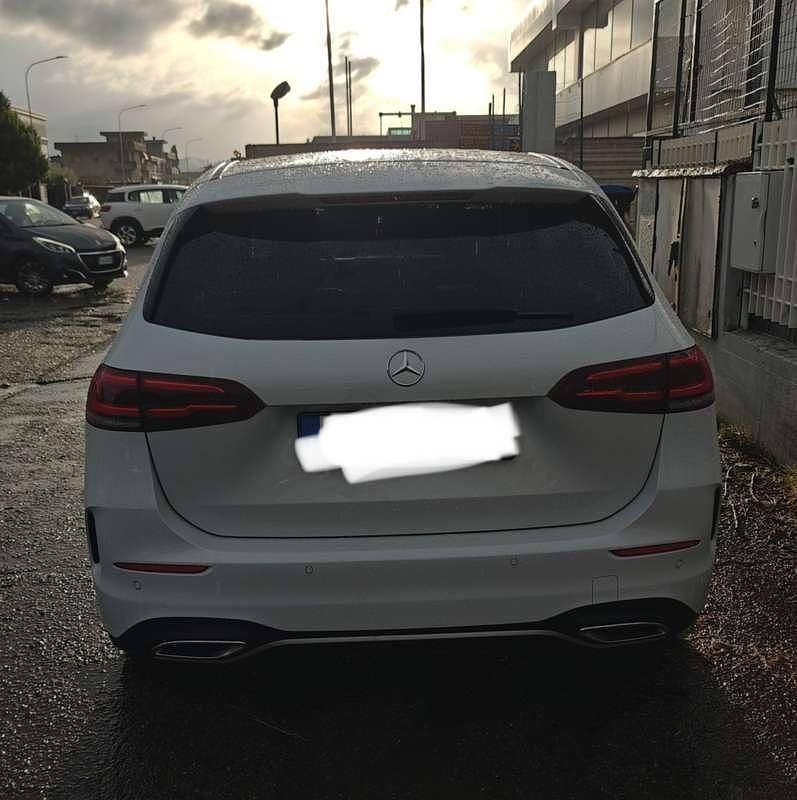 Usata Mercedes B200 Premium 163 CV (119 kW) 2020 Monovolume