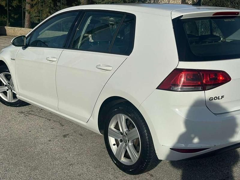 Usata VW Golf VII Highline 110 CV (80 kW) 2017 Bianco Berlina