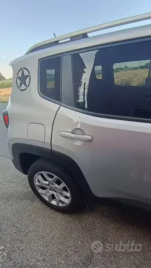 Usata Jeep Renegade 140 CV (102 kW) 2015 Grigio SUV