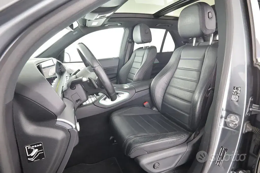 Usata Mercedes GLE300 Premium 245 CV (180 kW) 2020 Argento SUV