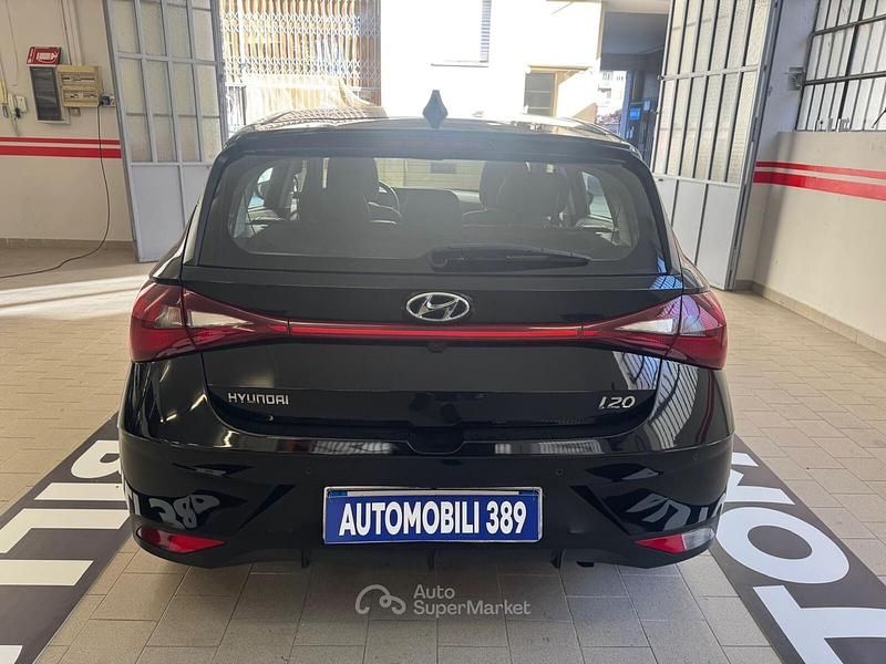 Usata Hyundai i20 84 CV (61 kW) 2022 Nero Utilitaria
