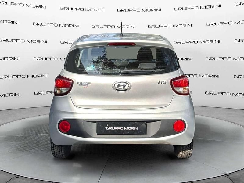 Usata Hyundai i10 Comfort 69 CV (50 kW) 2017 Argento Utilitaria