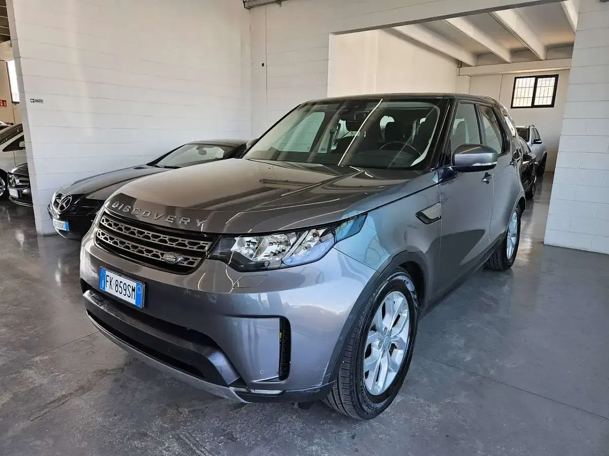 Usata Land Rover Discovery 249 CV (183 kW) 2017 Grigio SUV