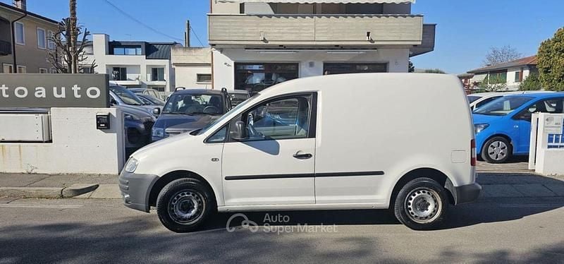 Usata VW Caddy 105 CV (77 kW) 2010 Bianco Monovolume