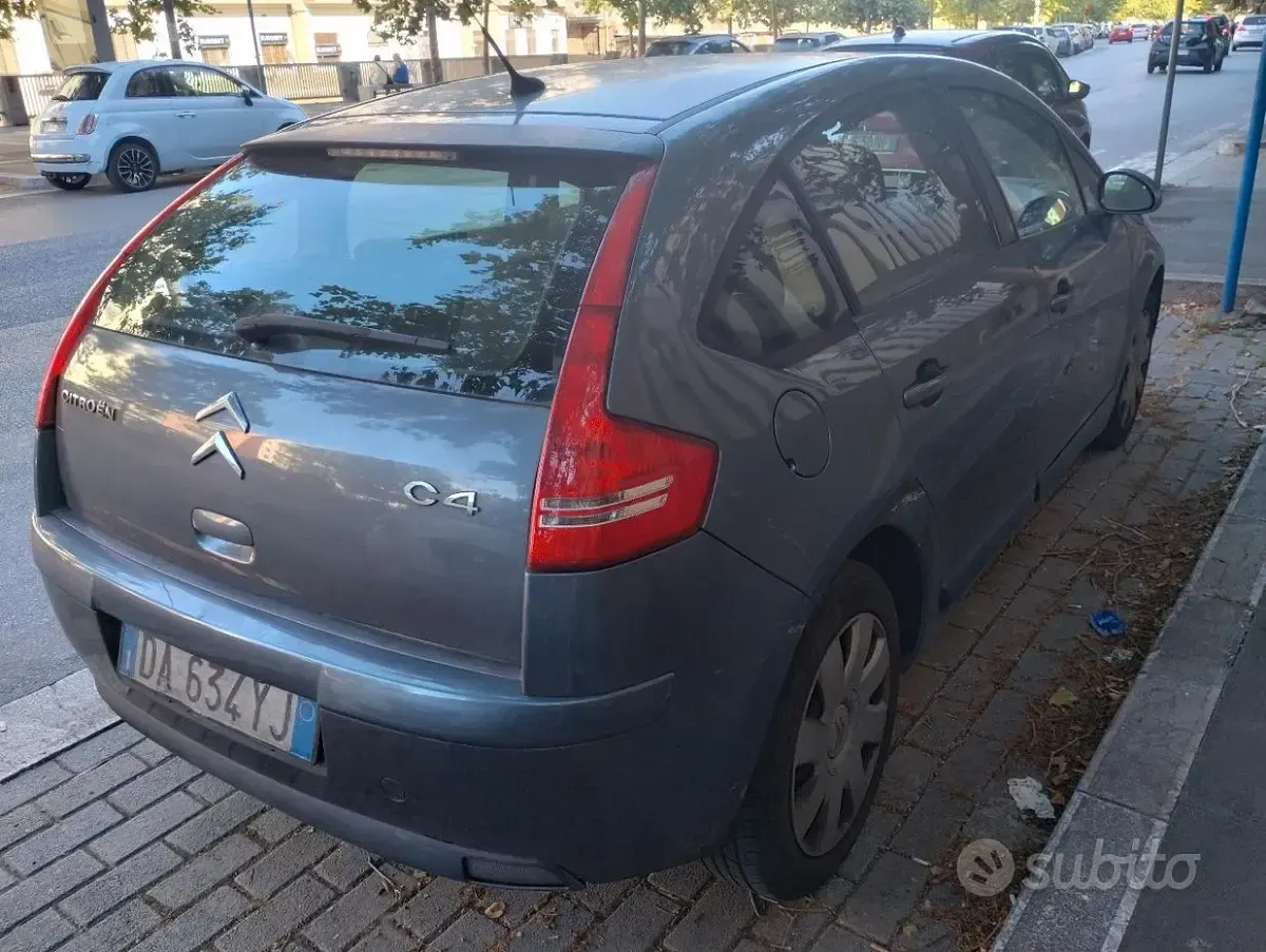 Usata Citroën C4 90 CV (66 kW) 2006 Grigio Berlina