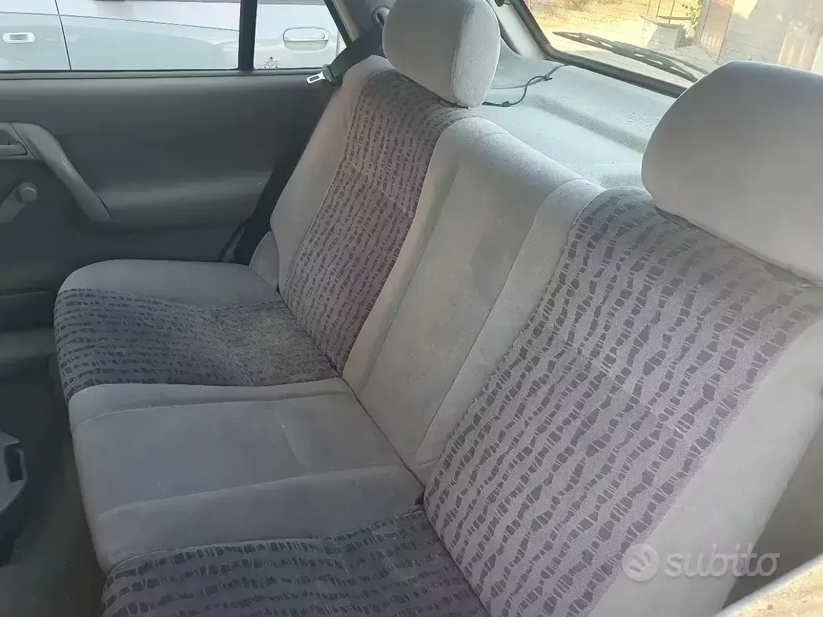 Usata Skoda Felicia 68 CV (50 kW) 1998 Bianco Berlina