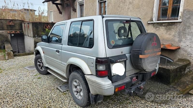 Usata Mitsubishi Pajero Select 1995 Grigio SUV