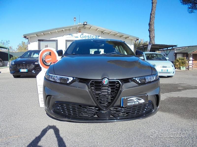 Usata Alfa Romeo Tonale Sprint 131 CV (96 kW) 2023 Antracite(met.) SUV