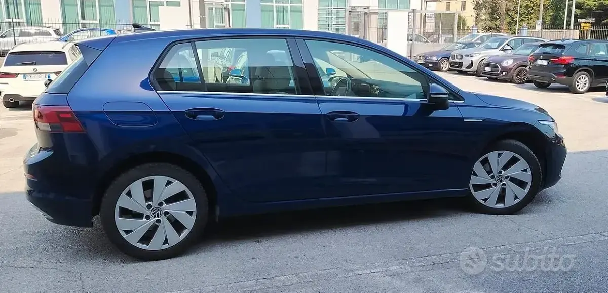 Usata VW Golf VII 150 CV (110 kW) 2021 Bluazzurro Utilitaria