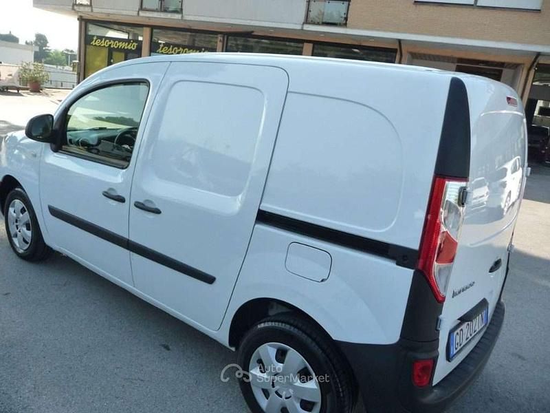 Usata Renault Kangoo 116 CV (85 kW) 2020 Bianco(met.) Monovolume