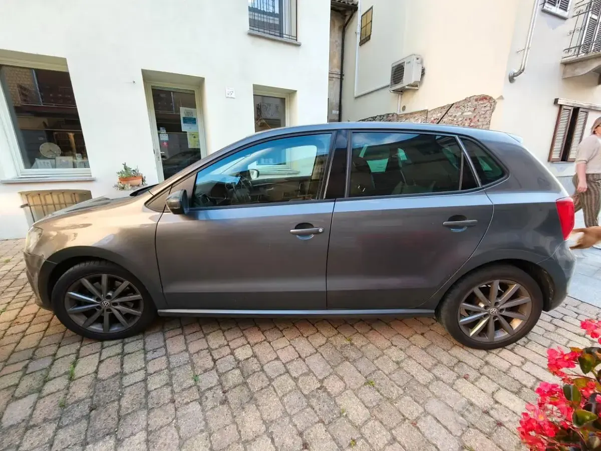 Usata VW Polo Highline 110 CV (80 kW) 2016 Grigio Berlina