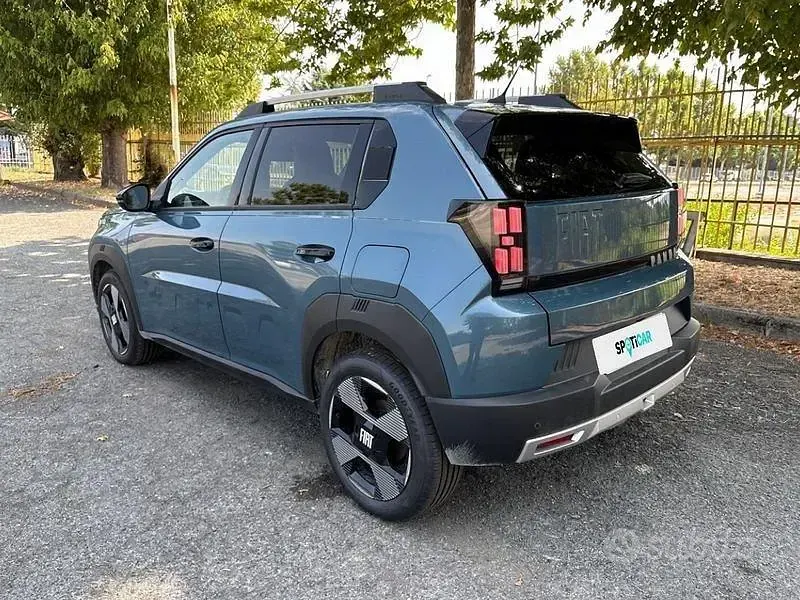 Nuova Fiat Grande Panda La Prima 110 CV (80 kW) 2025 Blu Utilitaria