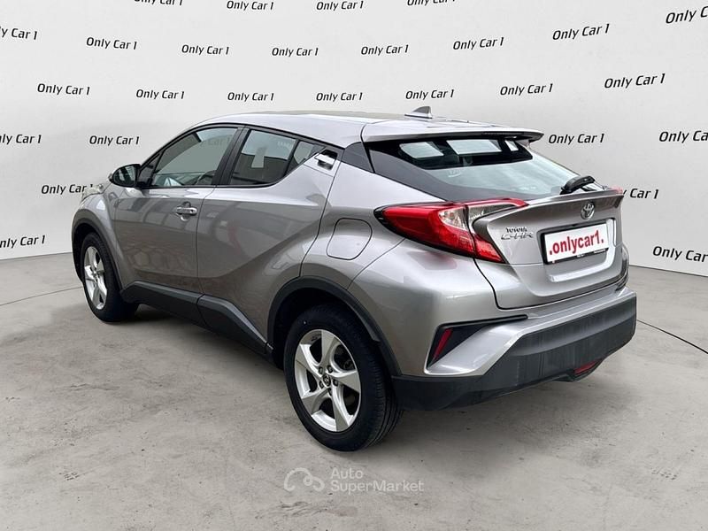 Usata Toyota C-HR Active 116 CV (85 kW) 2018 Grigio SUV