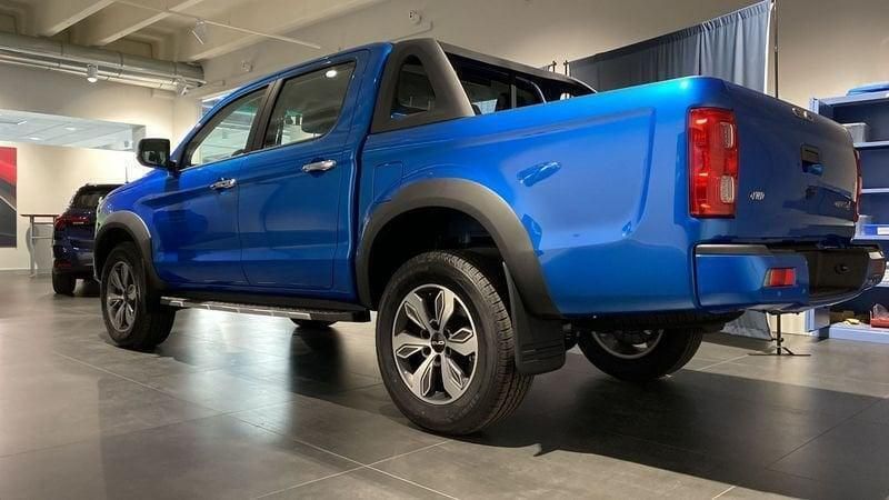 Usata EVO Cross 4 136 CV (100 kW) 2024 Blu Pick-up