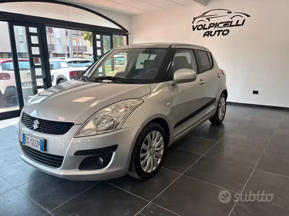 Usata Suzuki Swift 94 CV (69 kW) 2010 Grigio Utilitaria