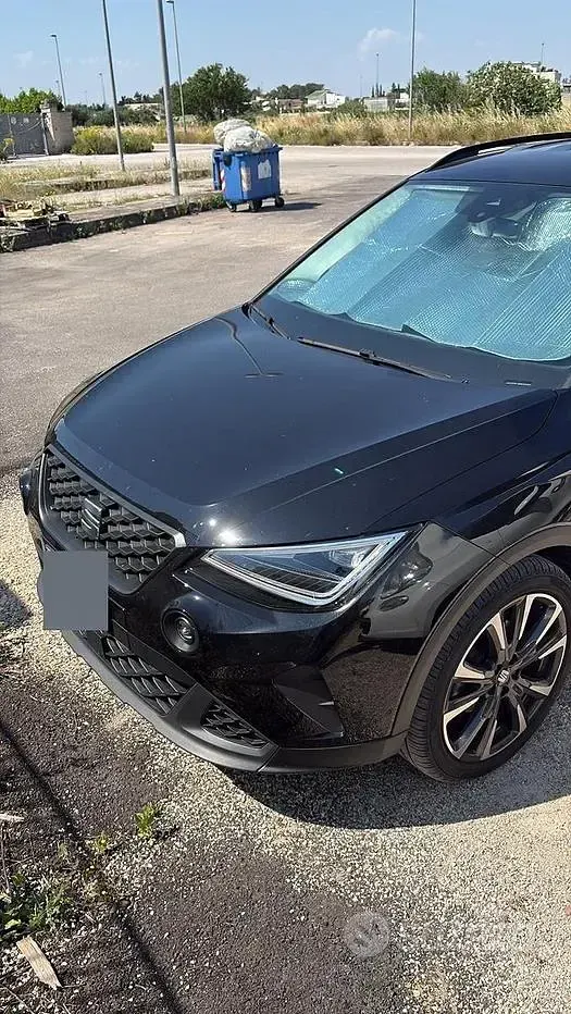 Usata Seat Arona 115 CV (84 kW) 2024 Nero SUV