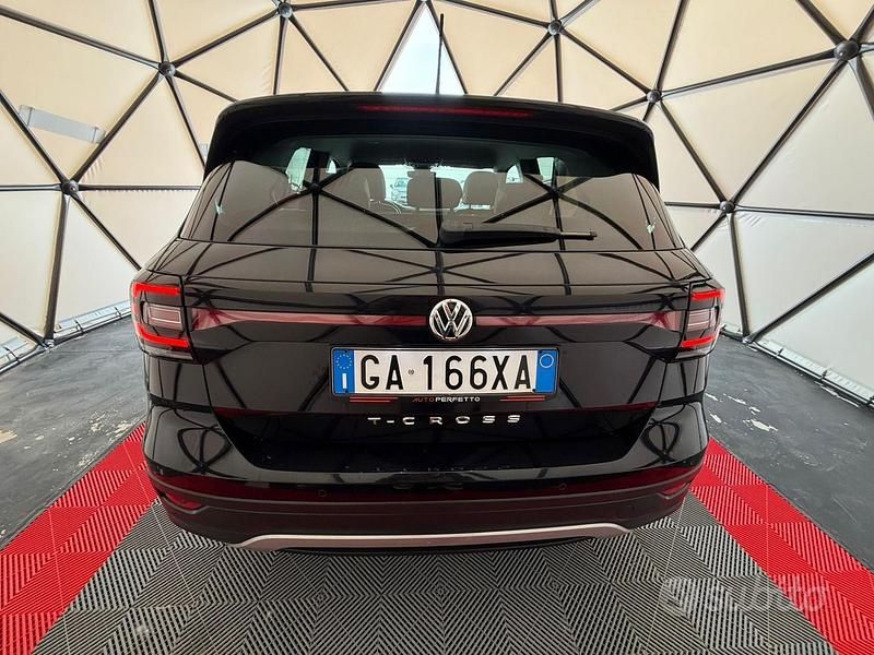Usata VW T-Cross Advance 95 CV (69 kW) 2020 Nero SUV