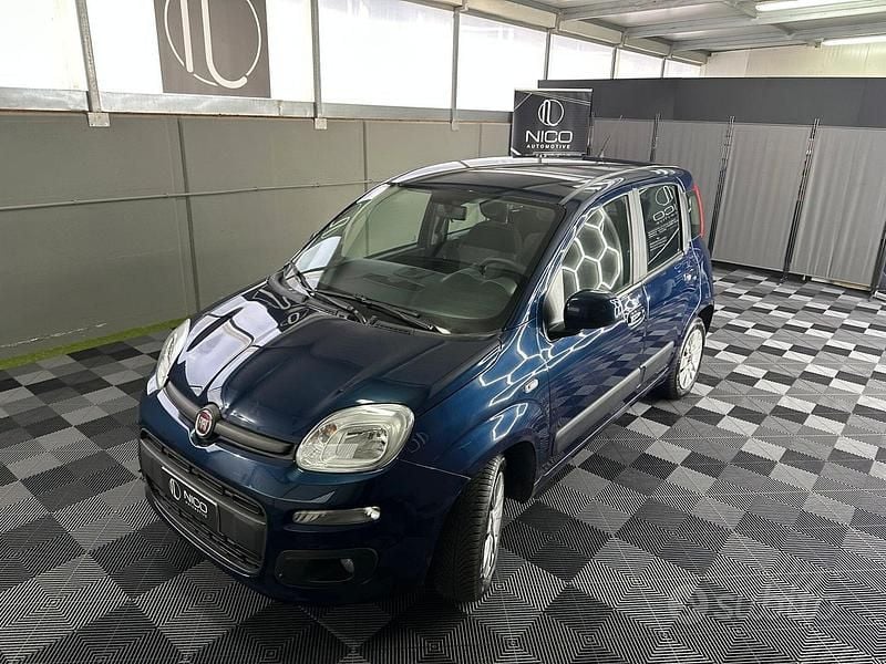 Usata Fiat Panda Lounge 95 CV (69 kW) 2018 Blu Utilitaria