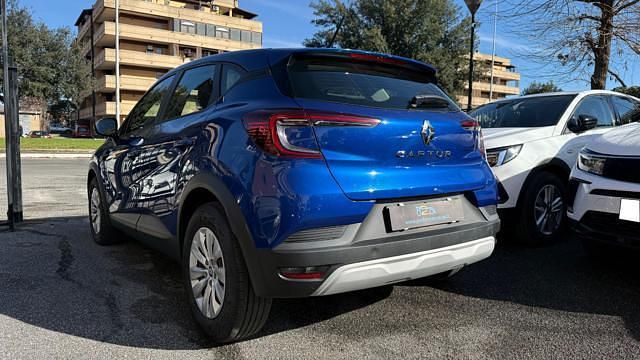 Usata Renault Captur Business 91 CV (66 kW) 2021 Grigio cassiopea metallizzato SUV