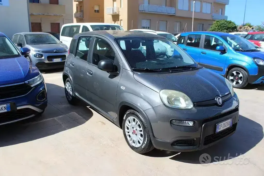 Usata Fiat Panda S 69 CV (50 kW) 2023 Grigio Utilitaria