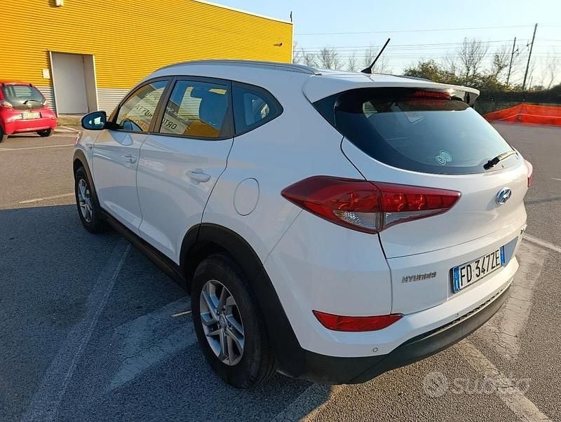 Usata Hyundai Tucson 2016 Bianco SUV