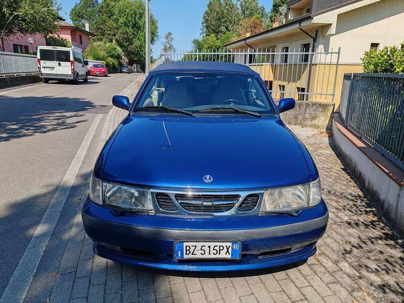 Blu/azzurro Usata 2002 Saab 9-3 Cabriolet Cabrio | 6500 € (Ottimo prezzo) - Immagine 1/4