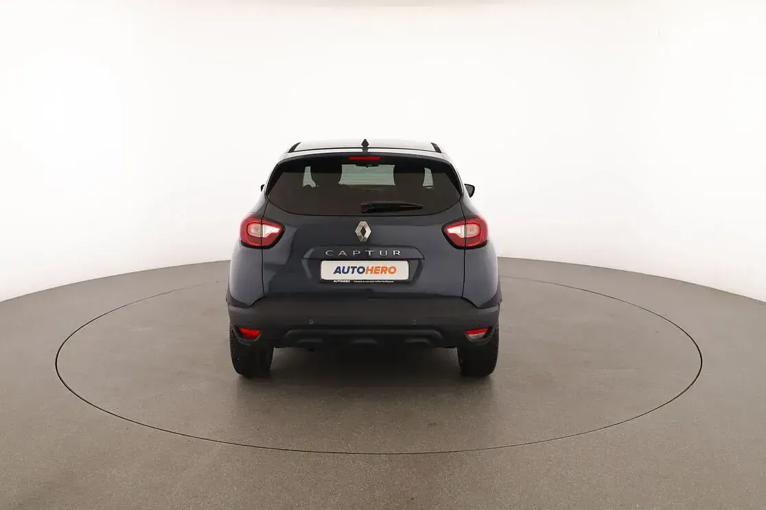 Usata Renault Captur 90 CV (66 kW) 2019 Grigio SUV