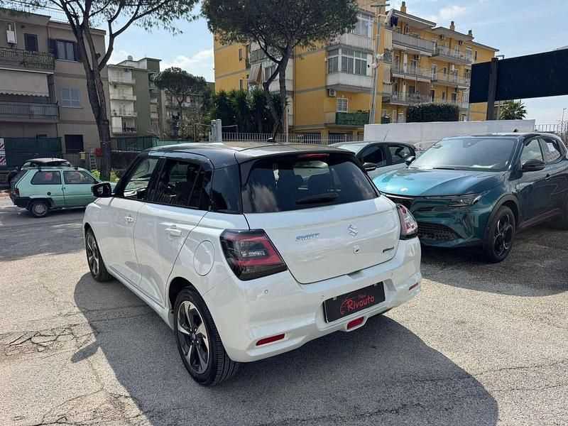 Usata Suzuki Swift 83 CV (61 kW) 2024 Bianco Utilitaria