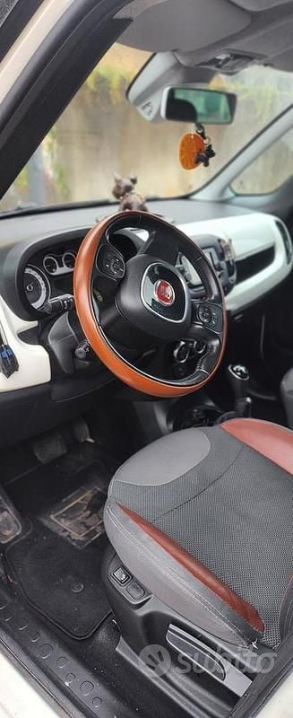 Usata Fiat 500L Trekking 85 CV (62 kW) 2015 Bianco Monovolume