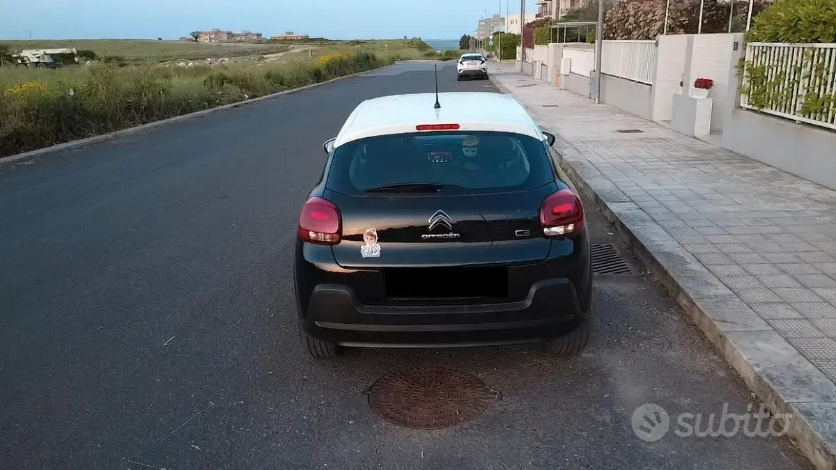 Usata Citroën C3 83 CV (61 kW) 2022 Nero Utilitaria