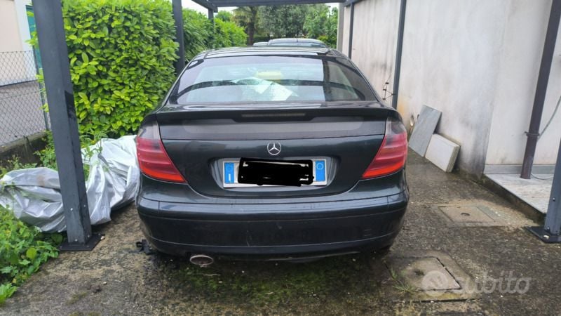 Usata Mercedes C180 129 CV (94 kW) 2002 Blu Coupé
