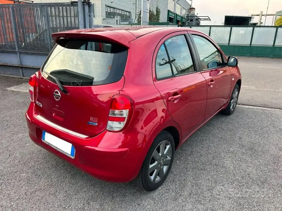 Usata Nissan Micra 80 CV (58 kW) 2013 Rosso Utilitaria