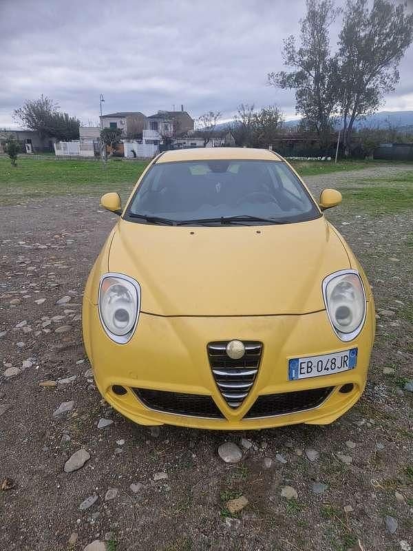 Usata 2010 Alfa Romeo MiTo Distinctive Due volumi | 2500 € (Ottimo prezzo) - Immagine 1/4