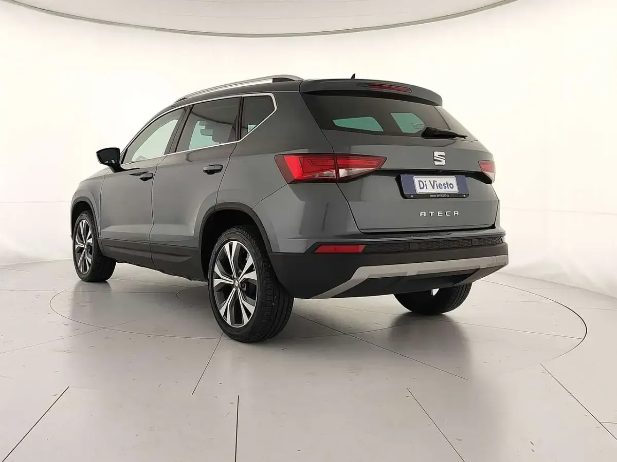 Usata Seat Ateca Business 116 CV (85 kW) 2021 Grigio rodium SUV