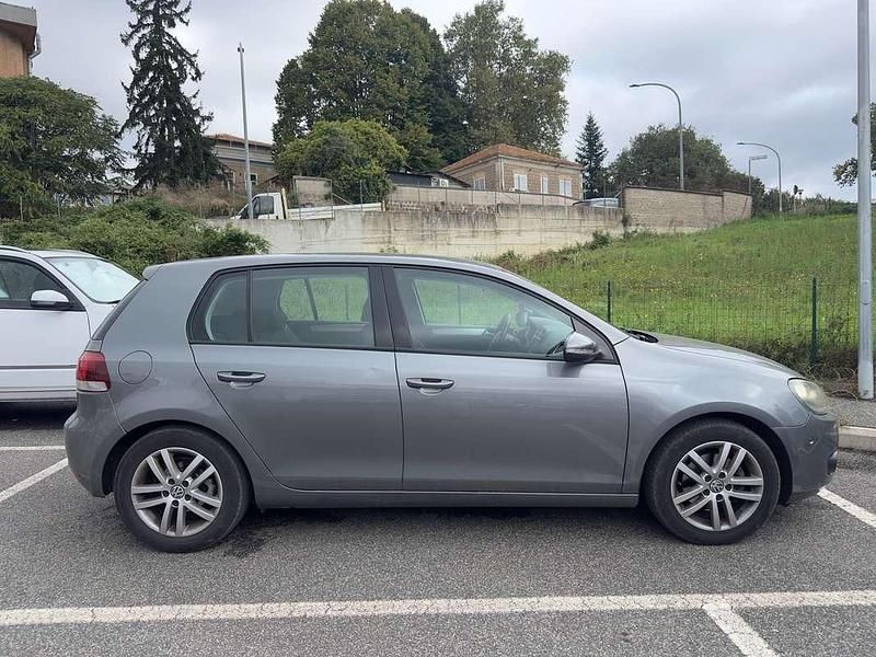 Usata VW Golf VI Highline 122 CV (89 kW) 2011 Grigio Utilitaria