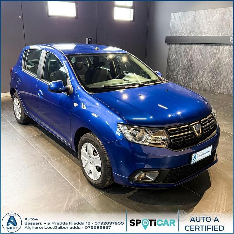 Usata Dacia Sandero Comfort 75 CV (55 kW) 2020 Blu Berlina