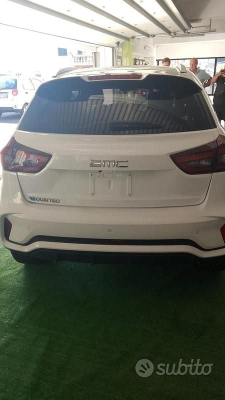 Usata EMC QUATTRO 103 CV (75 kW) 2025 Bianco SUV