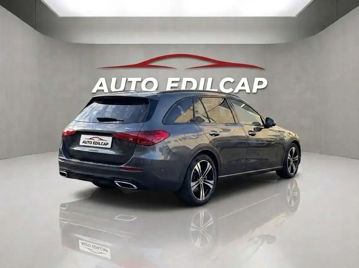 Usata Mercedes C220 Premium Plus 200 CV (147 kW) 2022 Grigio Station wagon
