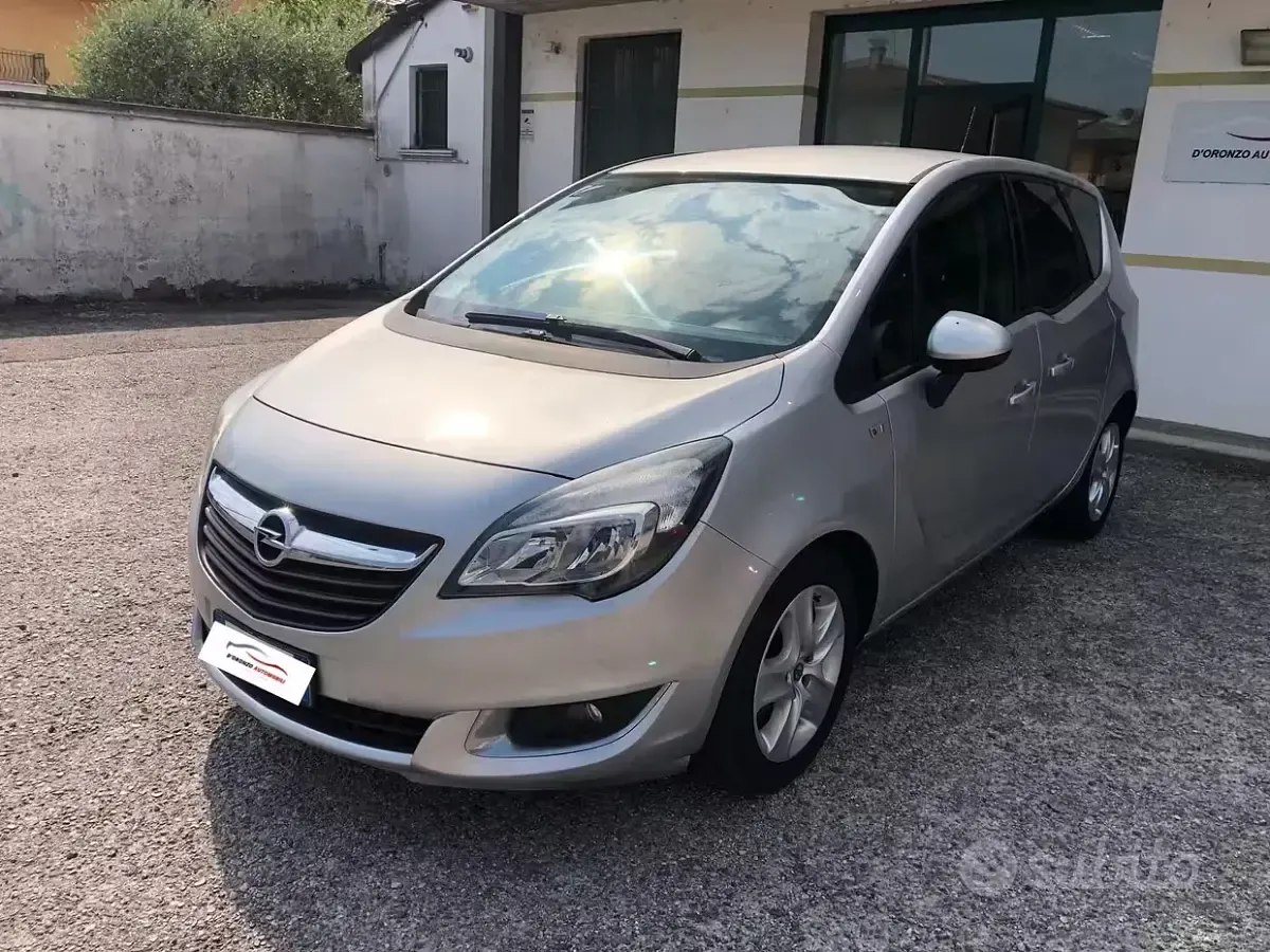 Usata Opel Meriva 120 CV (88 kW) 2015 Other Monovolume