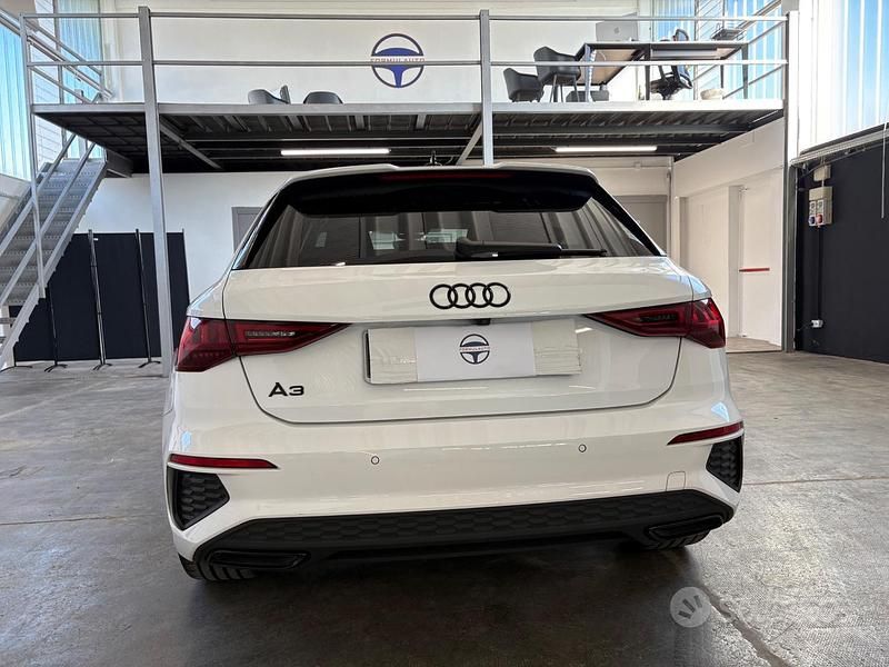 Usata Audi A3 Ambiente 150 CV (110 kW) 2023 Bianco Berlina